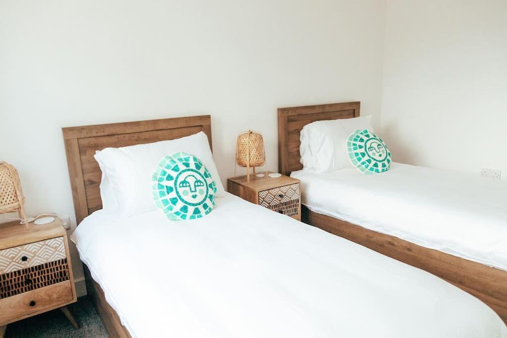 The Hideout - Newquay - Fully Stocked Eco Escape Villa Exteriör bild